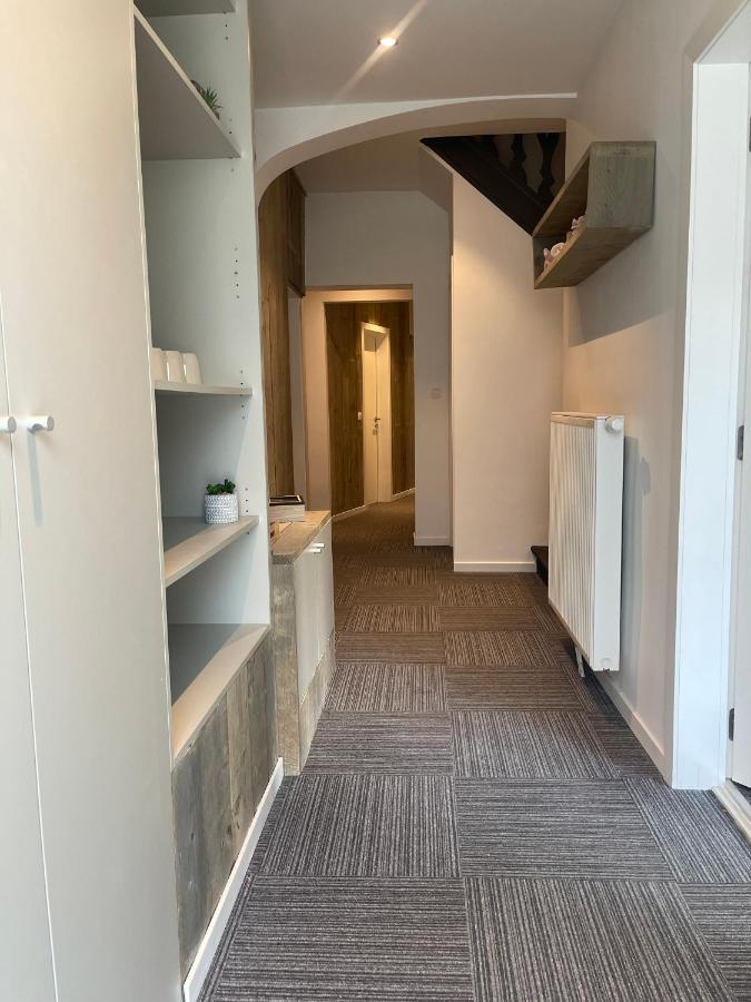 Mooie Kamer In Centrum Brugge Met Badkamer Bagian luar foto